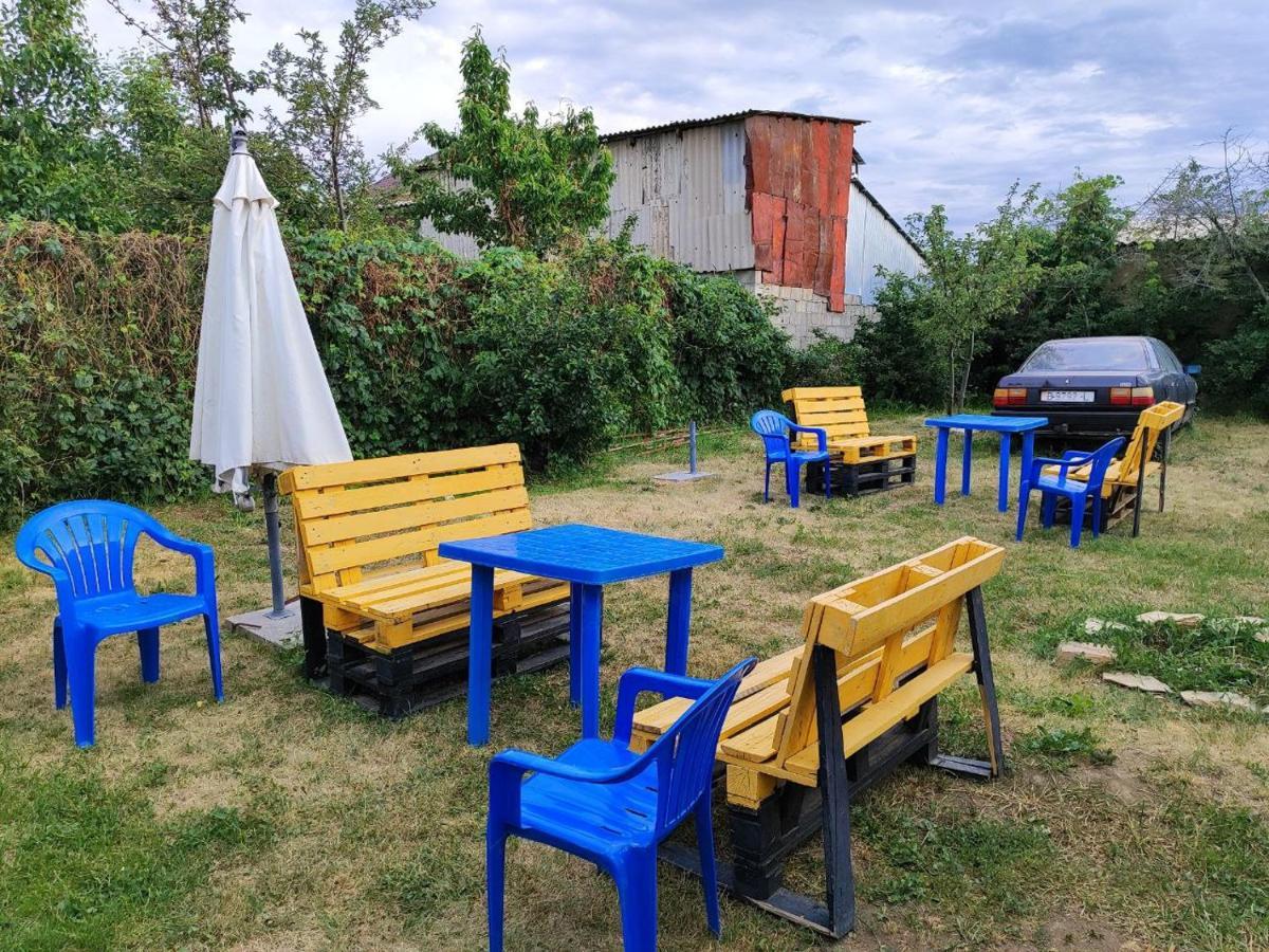 Nomadstan Capsule Hostel 카라콜 외부 사진