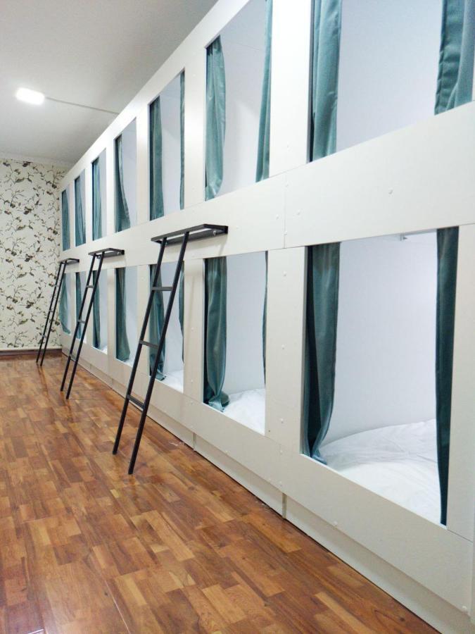 Nomadstan Capsule Hostel 카라콜 외부 사진